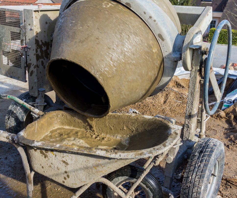 bétonnière sur le chantier - MW SERVICE